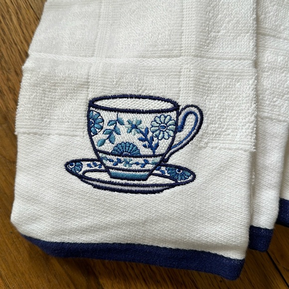NWT 4 Kitchen tea cup dish towels. Lot bundle, 100% cotton, Kitchen Basics - Picture 2 of 2